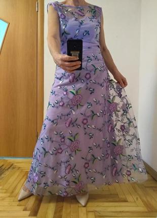 Нежное очень красивое платье в пол с вышивкой, размер 8-107 фото