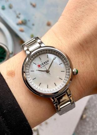 Женские классические наручные  часы с металлическим браслетом curren 9089 sw8 фото