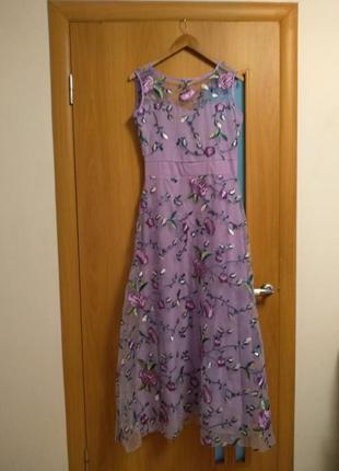 Нежное очень красивое платье в пол с вышивкой, размер 8-103 фото