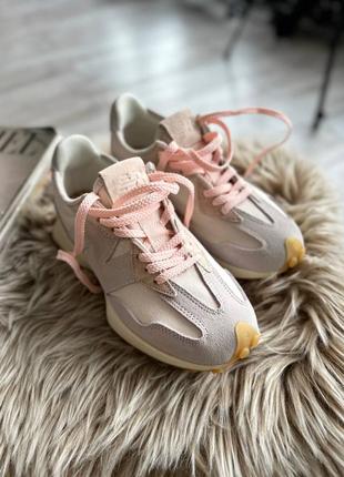 Устойчивое New balance Essentials Stacked Logo Толстовка с капюшоном