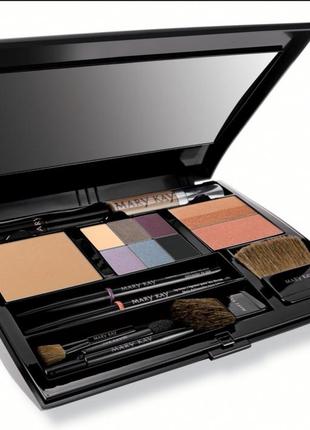 Футляр большой  для косметики mary kay1 фото