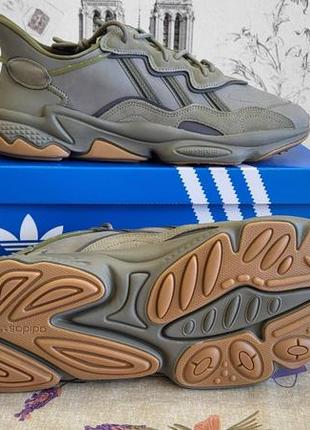 Чоловічі оригінальні кросівки adidas ozweego 

розмір 49 us14
. чоловічі кросівки великих розмірів