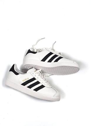 Adidas gazelle  •white•