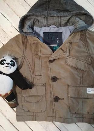 Стильный плащ некст с капюшоном для малыша