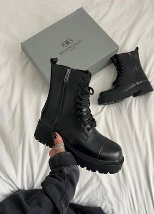 Чорні шкіряні черевики balenciaga boots tractor premium