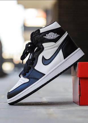 Кросівки nike air jordan 1 retro high black/white кроссовки1 фото