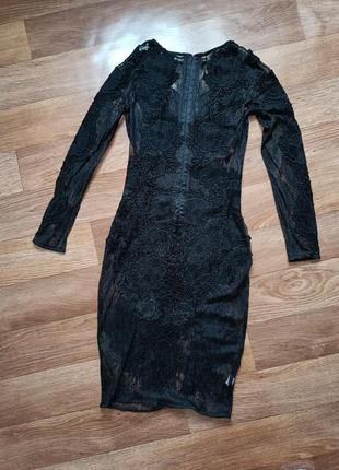 Эффектное черное кружевное вечернее платье house of cb london.4 фото