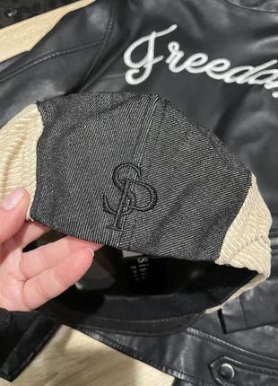 Кепка жіноча стильна козирком назад sisters point