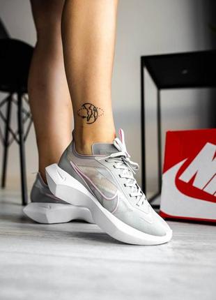 Женские кроссовки nike vista