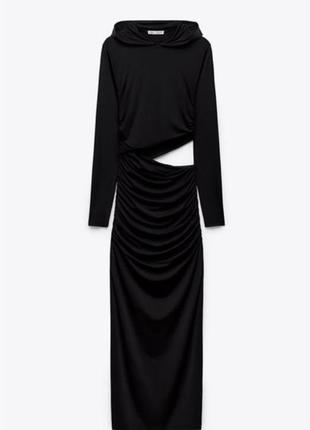 Облегающее черное длинное платье с капюшоном s1 фото