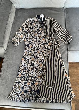 Платье на запах