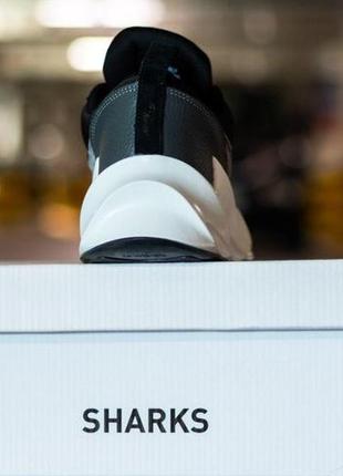 Чоловічі кросівки adidas shark2 фото
