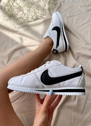 Женские кроссовки nike cortez6 фото