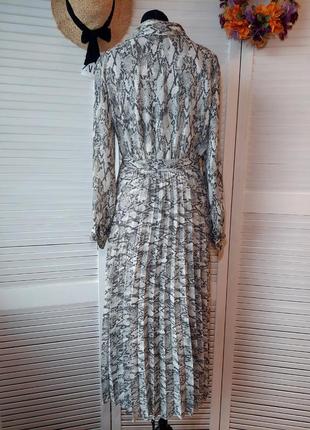 Платье из шифона плиссе плиссированное длинное миди в змеиный принт7 фото