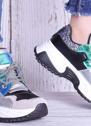 Кроссовки в городском стиле