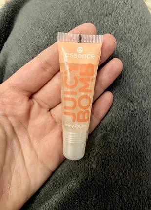 Блиск для губ essence juicy bomb