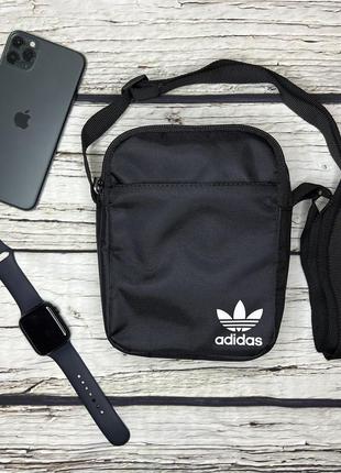 Сумка adidas чорного кольору / чоловіча спортивна сумка через плече адидас / барсетка adidas