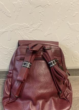 Шкіряний рюкзак кольору марсала3 фото