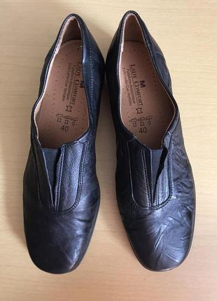 Шкіряні туфлі, мокасини