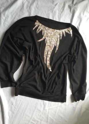 Свитер очень красивый