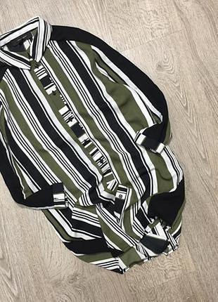 Стильна шифонова сорочка з смужками на рукавах