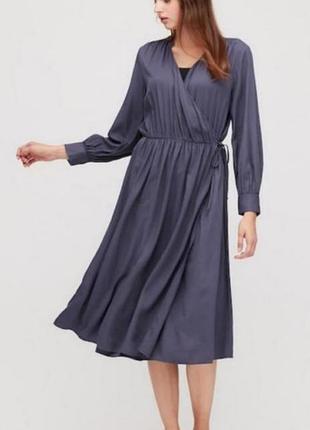 Струящееся платье на запах от uniqlo, размер l ( подойдет и на размер xl)