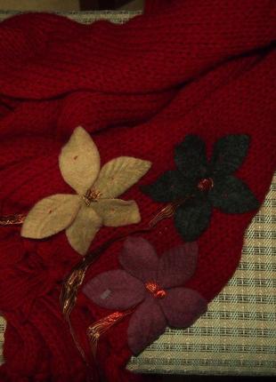 Комплект шарф и кепка цветы  красные4 фото