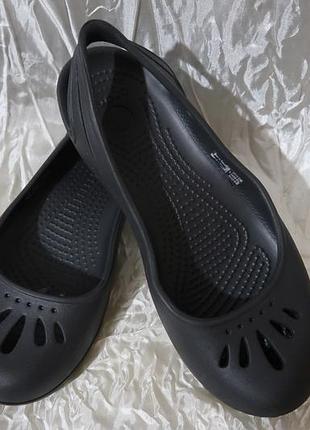 Крокси балетки босоніжки чорні Crocband crocs w5 22,5 см