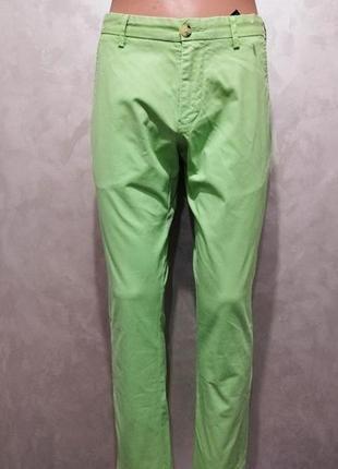 Невероятно крутые брюки чинос американского бренда tommy hilfiger4 фото