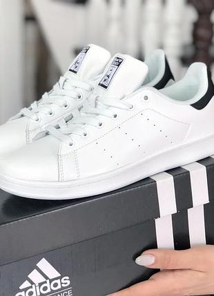 Кросівки жіночі  adidas stan smith