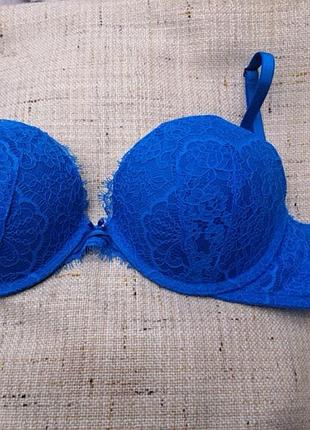 Бюстгалтер victoria's secret 80c