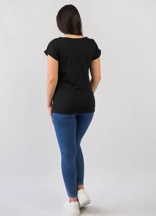 Красивая женская футболка черная2 фото