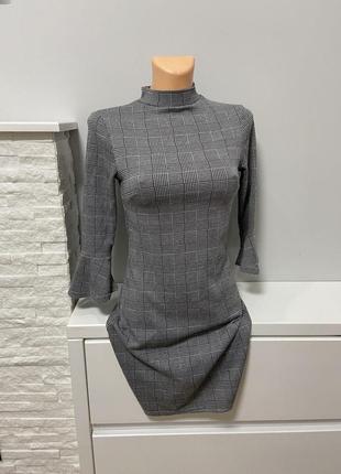 Плаття primark