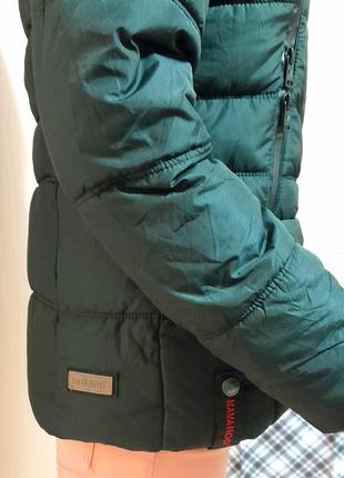 Женская зимняя стеганая куртка на теплой подкладке чёрного цвета navahoo6 фото