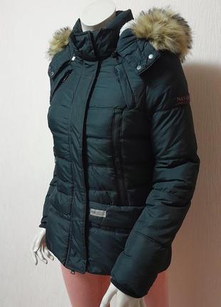 Женская зимняя стеганая куртка на теплой подкладке чёрного цвета navahoo3 фото