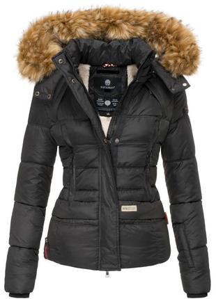 Жіноча зимова стьобана куртка на теплій підкладці чорного кольору navahoo