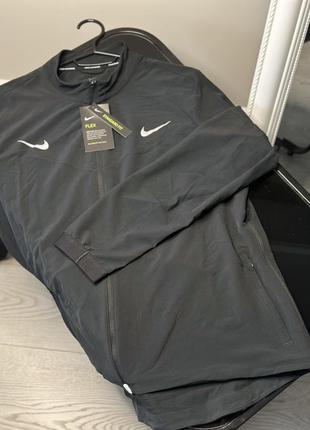 Вітровка nike