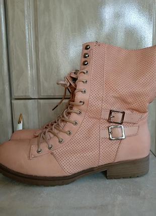 Сапожки, бутильоны р. 38-39.