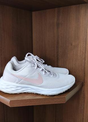 Кросівки nike revolution 6
