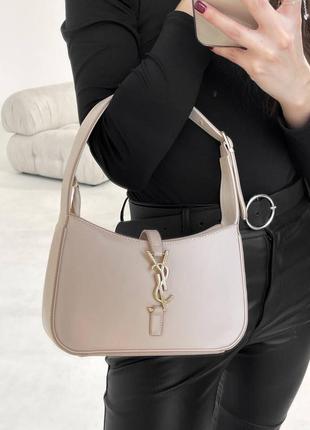 Женская сумка багет в стиле yves saint laurent hobo beige8 фото