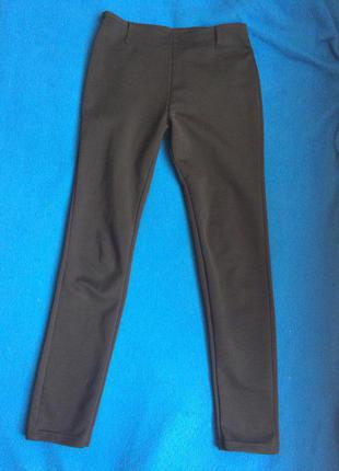 Класичні чорні штани