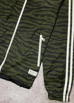 Двостороння куртка adidas3 фото