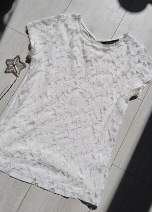 Мереживна блузка білого кольору