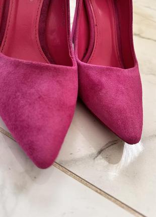 Жіночі туфлі-човники з екозамші кольору фуксії4 фото