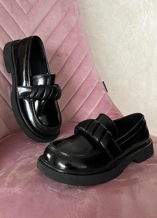 Туфлі туфельки лофери apawwa чорні класичні стильні