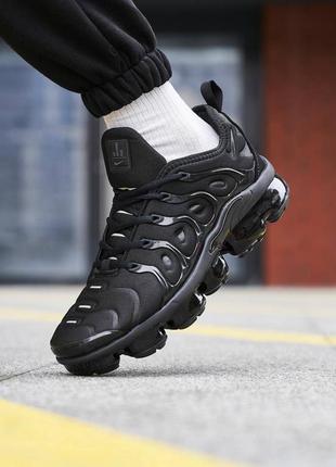 Кросівки nike air vapormax plus 'triple black