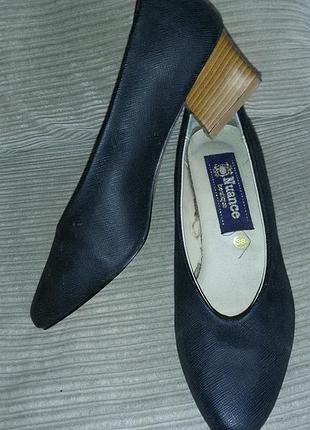 Nuance boutique(фракция) - кожаные туфли лодочки 37 1<unk> 2-38 размер (24,3 см)