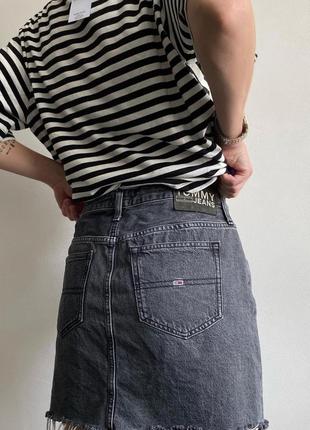 Трендовая брендовая джинсовая юбочка3 фото