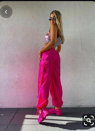 Розпродаж 🔥мега круті рожеві штани високої посадки1 фото