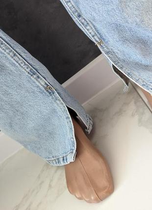Прямі джинси з розрізами4 фото